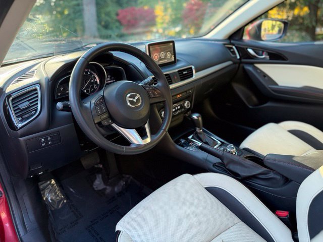 Used 2014 MAZDA MAZDA3 s Grand Touring FWD image 11