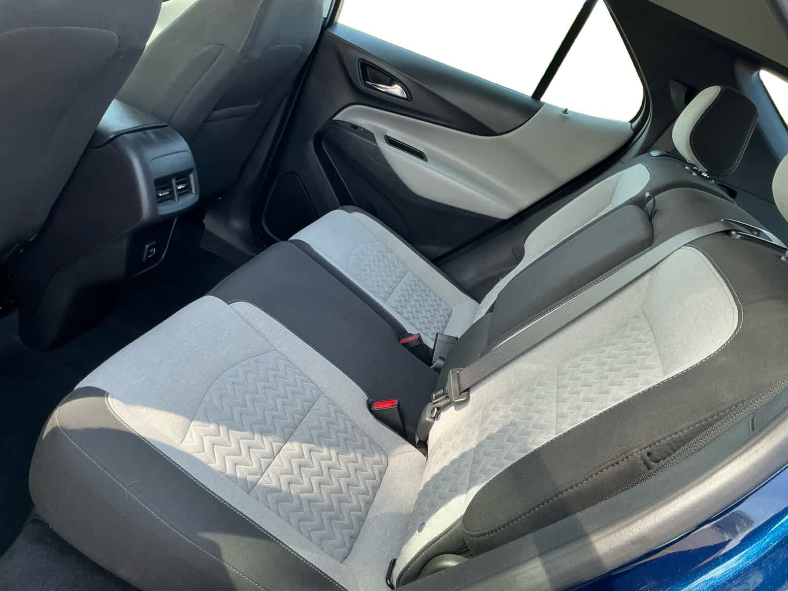 Used 2022 Chevrolet Equinox LS AWD/4WD image 13