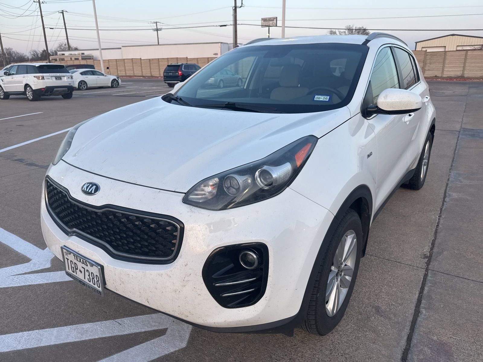 Used 2017 Kia Sportage LX w/ LX Popular Package image 3