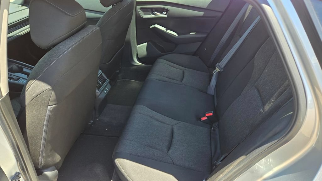 Used 2025 Honda Accord LX image 11
