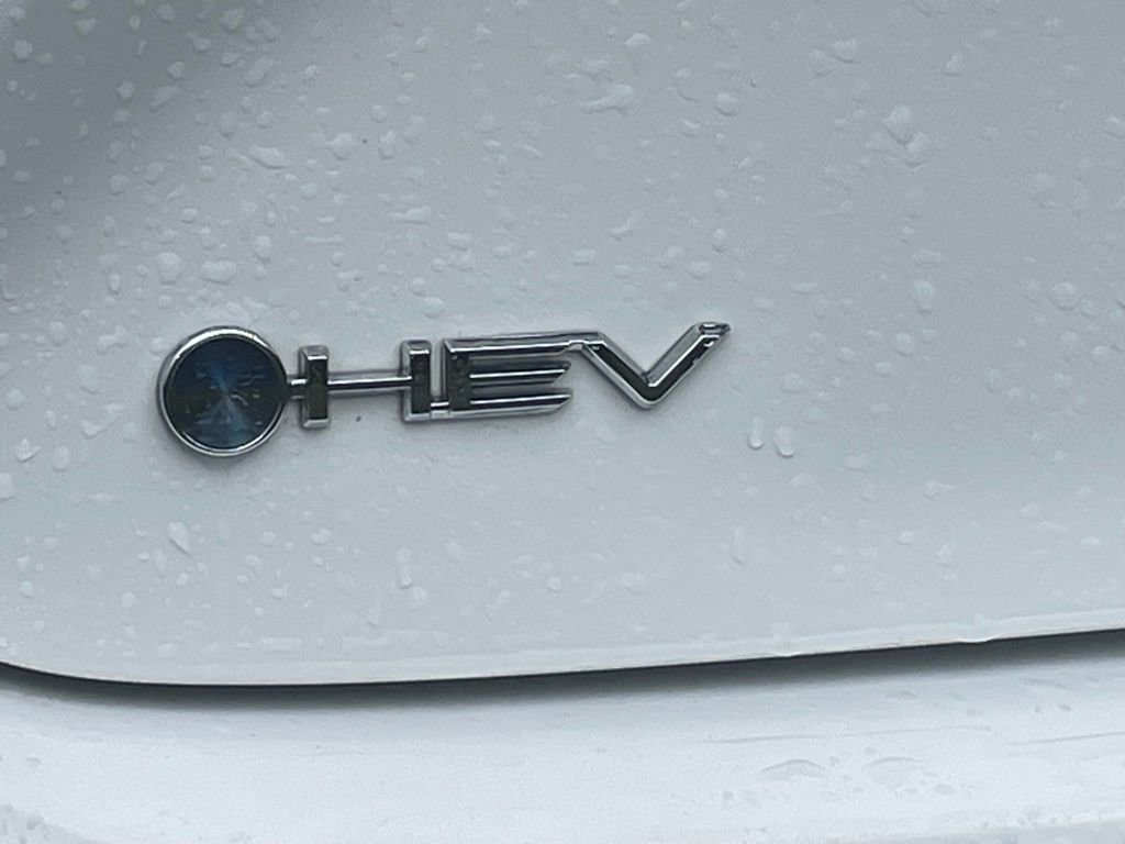 Used 2025 Toyota Camry LE FWD image 16