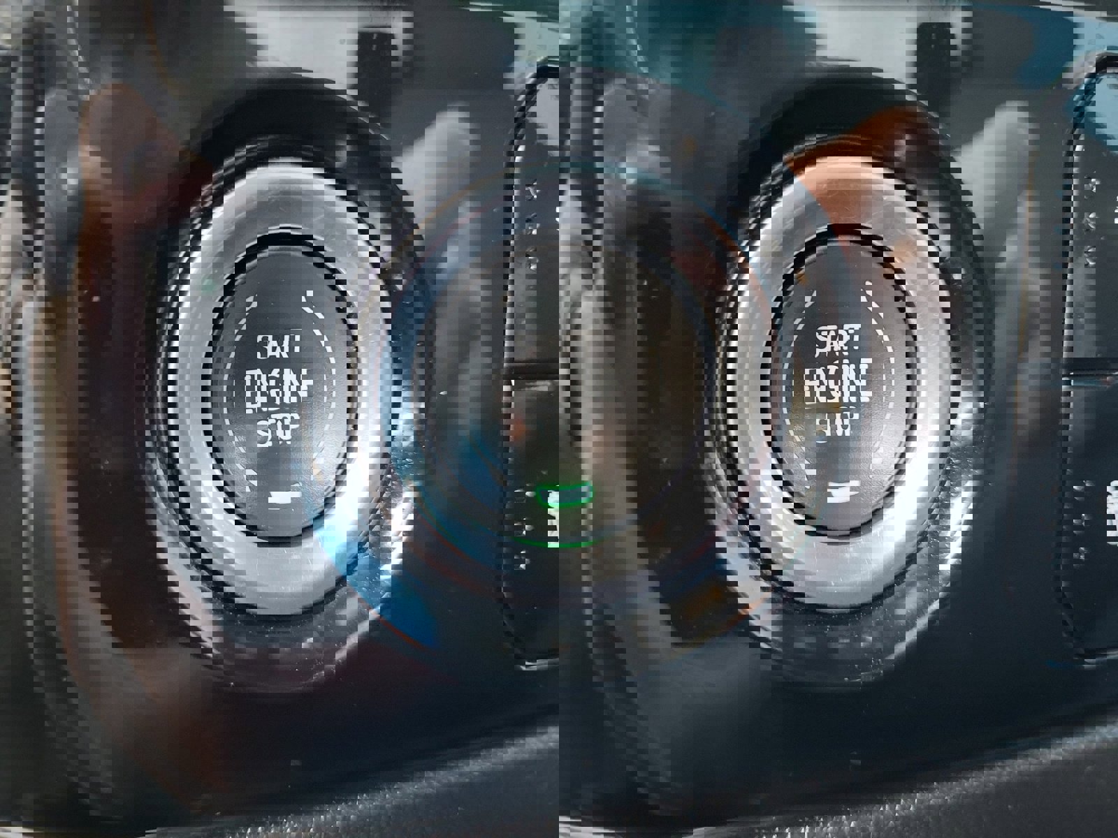 Used 2023 GMC Sierra 1500 SLE image 30