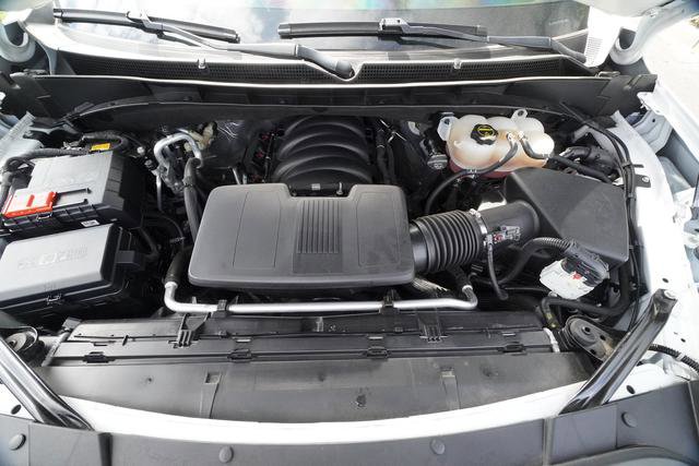 Used 2024 GMC Yukon AT4 w/ Technology Package image 10