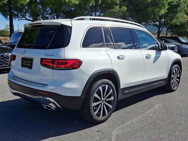 Used 2022 Mercedes-Benz GLB 250 4MATIC image 10