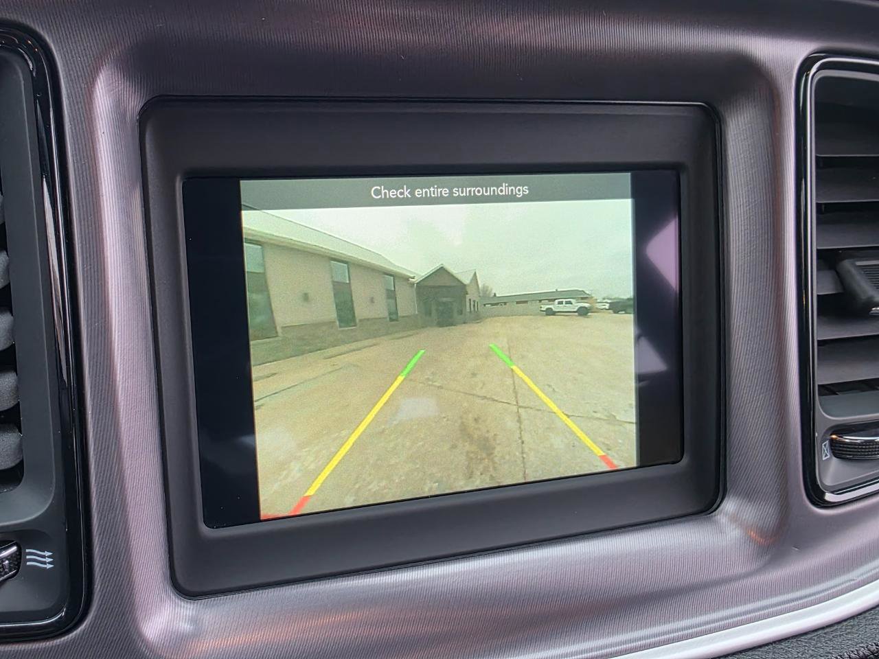 Used 2019 Dodge Challenger SXT image 3