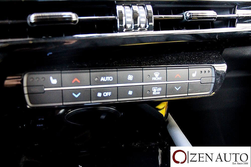 Used 2022 Toyota Mirai w/ Advanced Technology Package RWD image 18