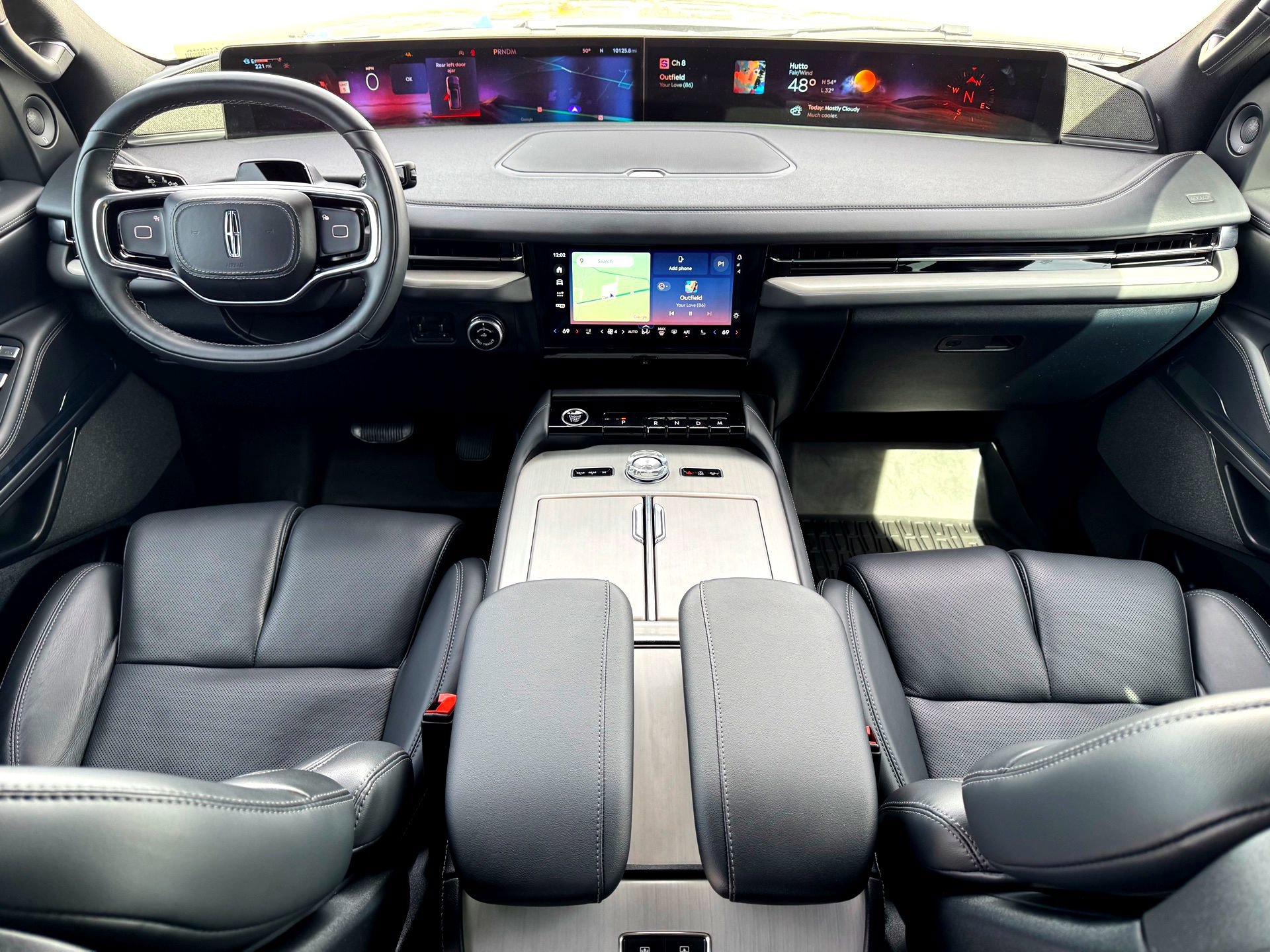 Used 2025 Lincoln Navigator Reserve w/ Jet Appearance Package image 30