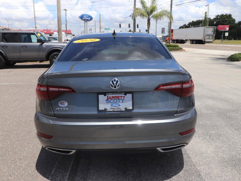 Used 2020 Volkswagen Jetta R-Line w/ R-Line Cold Weather Package FWD image 14