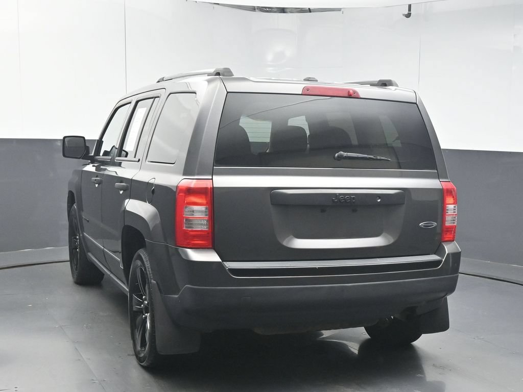 Used 2015 Jeep Patriot Sport FWD image 6