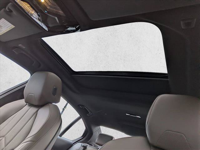 Used 2024 BMW i5 eDrive40i w/ Convenience Package RWD image 15