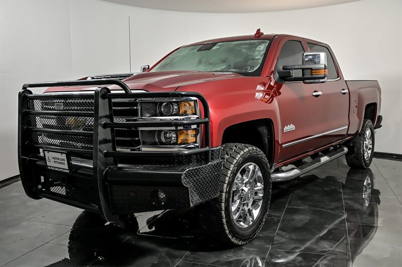 Used 2018 Chevrolet Silverado 2500 High Country w/ Duramax Plus Package AWD/4WD image 5
