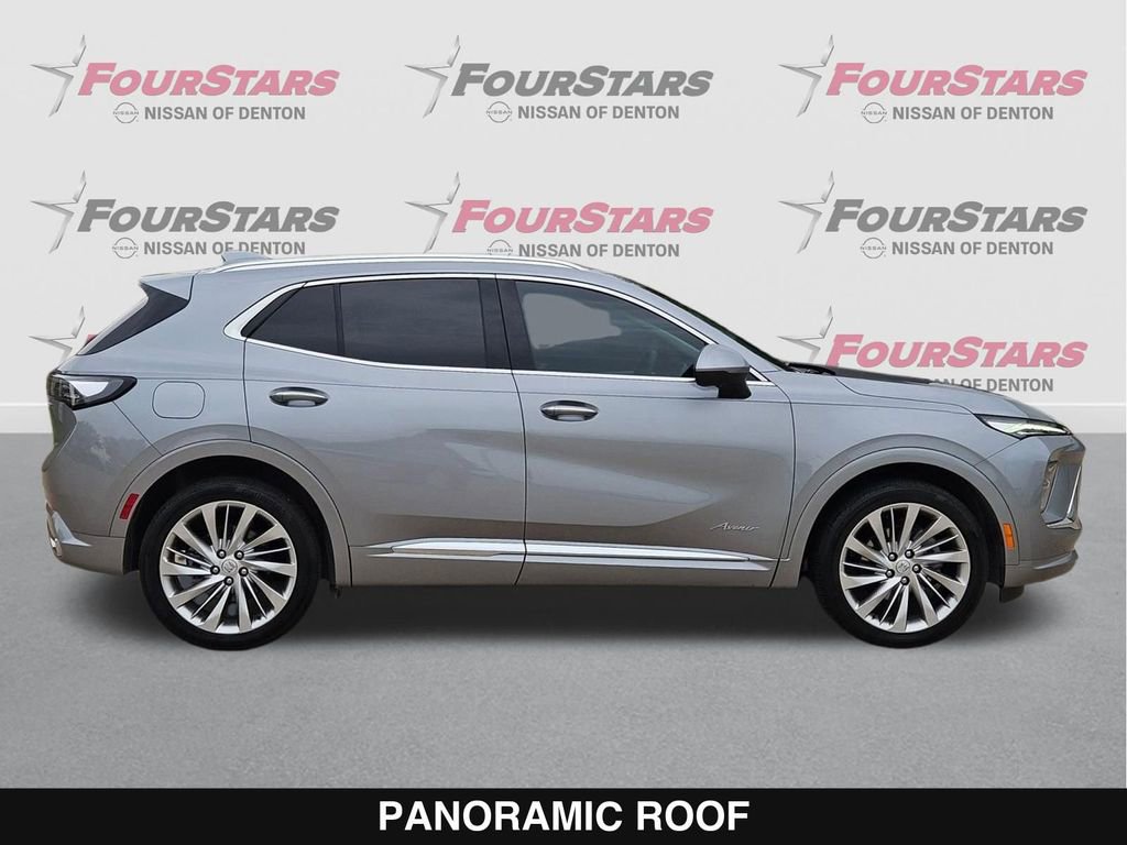 Used 2025 Buick Envision Avenir AWD/4WD image 3