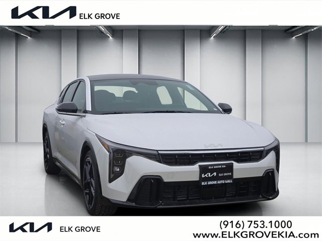 New 2025 Kia K4 GT-Line image 1