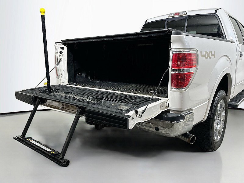 Used 2012 Ford F150 Lariat w/ Lariat Chrome Pkg image 26