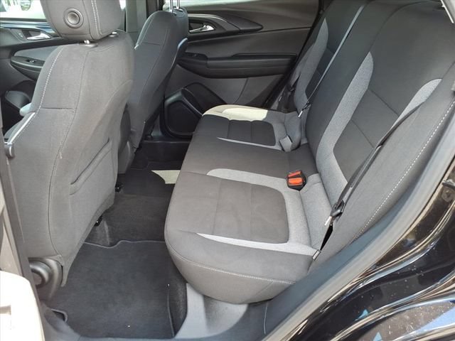 Used 2025 Chevrolet TrailBlazer LT AWD/4WD image 14