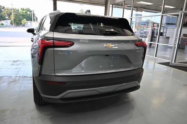 Used 2025 Chevrolet Blazer EV LT image 6