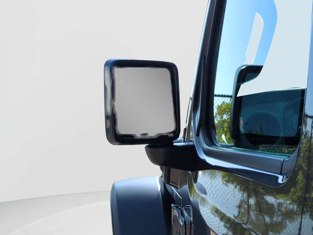 Used 2024 Jeep Wrangler Unlimited AWD/4WD image 24