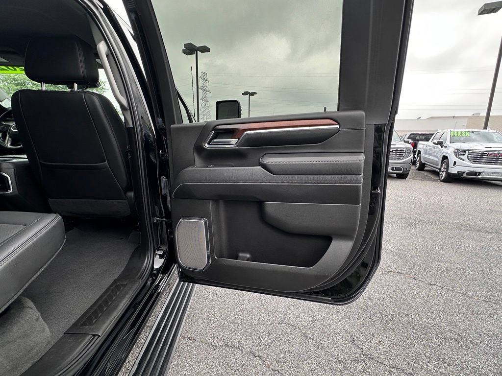 Used 2024 GMC Sierra 2500 Denali w/ Denali Reserve Package AWD/4WD image 19