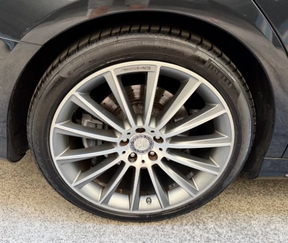 Used 2015 Mercedes-Benz S 550 Sedan image 29
