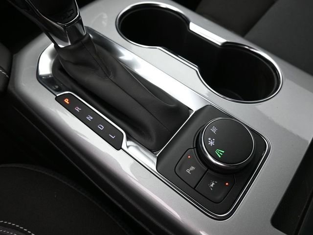 New 2025 Chevrolet Blazer LT w/ Midnight/Sport Edition FWD image 35