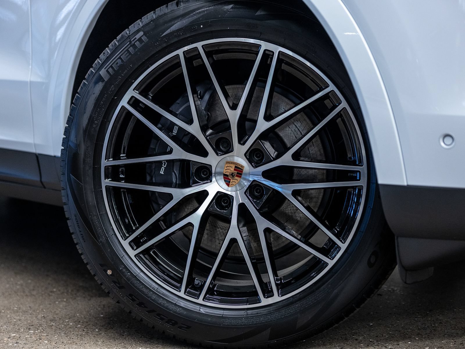 New 2026 Porsche Cayenne Coupe AWD/4WD image 20