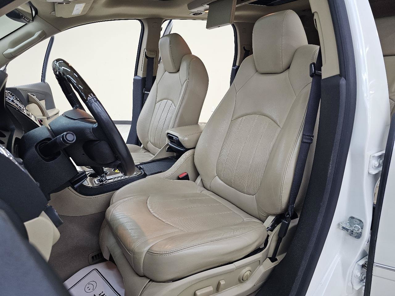 Used 2012 GMC Acadia Denali FWD image 17