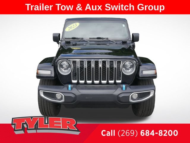 Used 2023 Jeep Wrangler Unlimited Sahara w/ Cold Weather Group AWD/4WD image 2