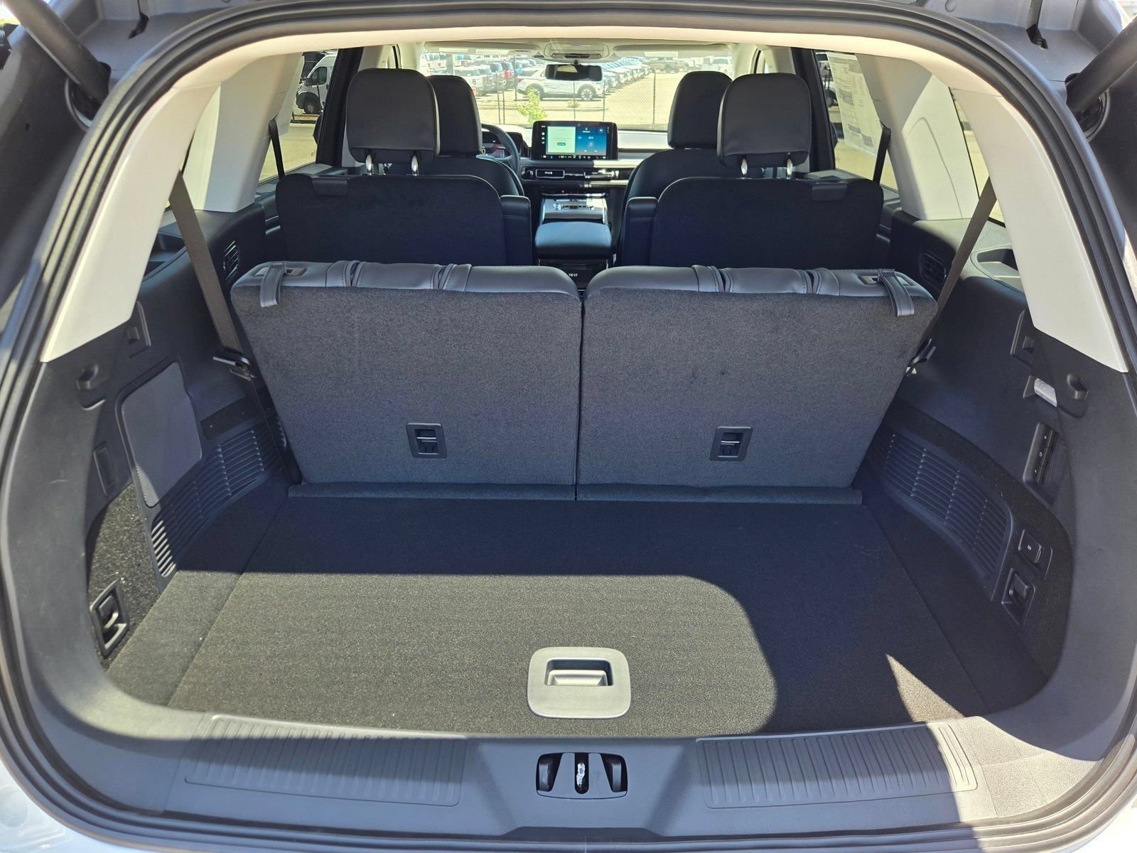 New 2026 Lincoln Aviator AWD image 15
