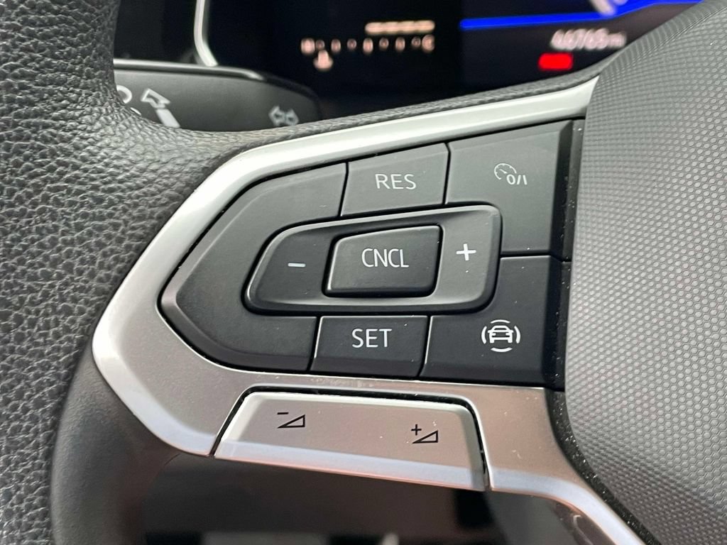 Used 2022 Volkswagen Jetta Sport FWD image 29