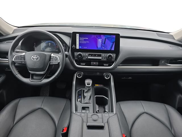 Certified 2025 Toyota Grand Highlander FWD image 9