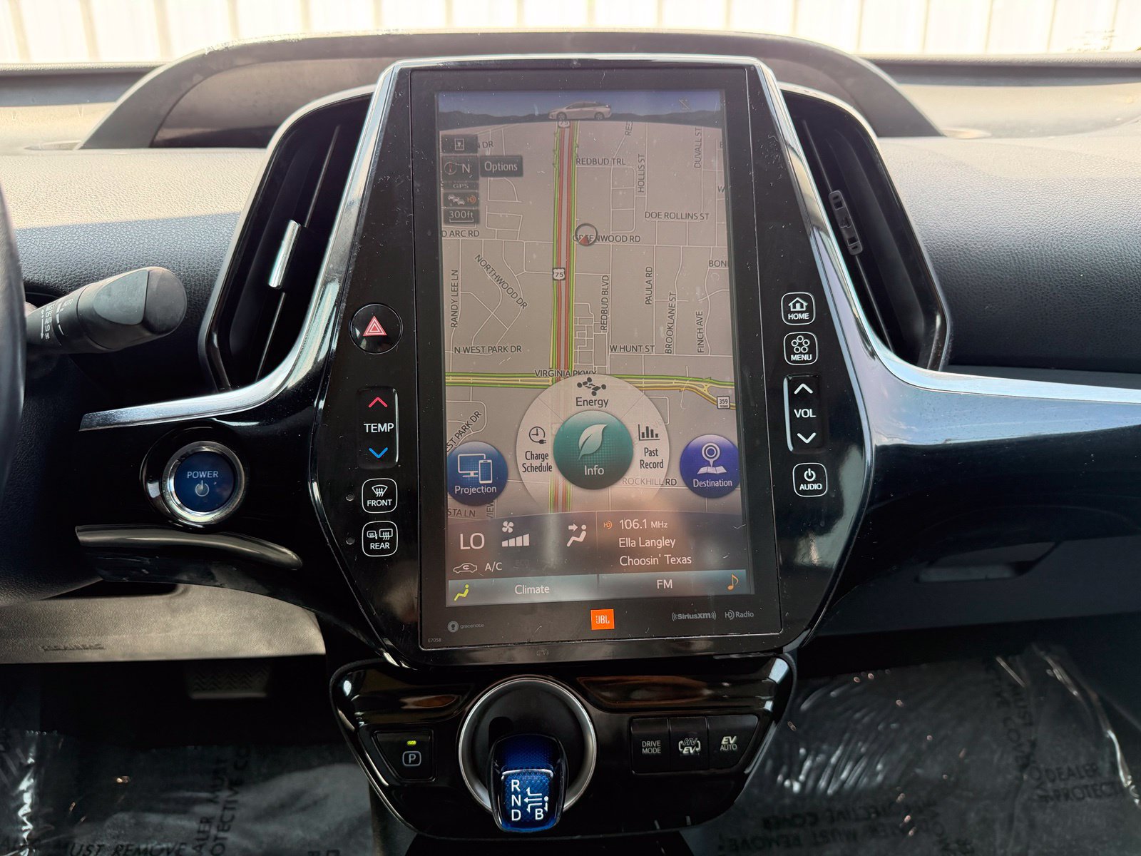 Used 2020 Toyota Prius Prime Limited FWD image 14