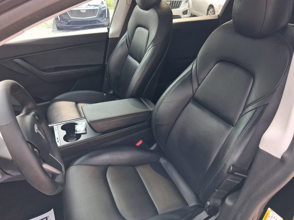 Used 2021 Tesla Model Y Long Range AWD/4WD image 7