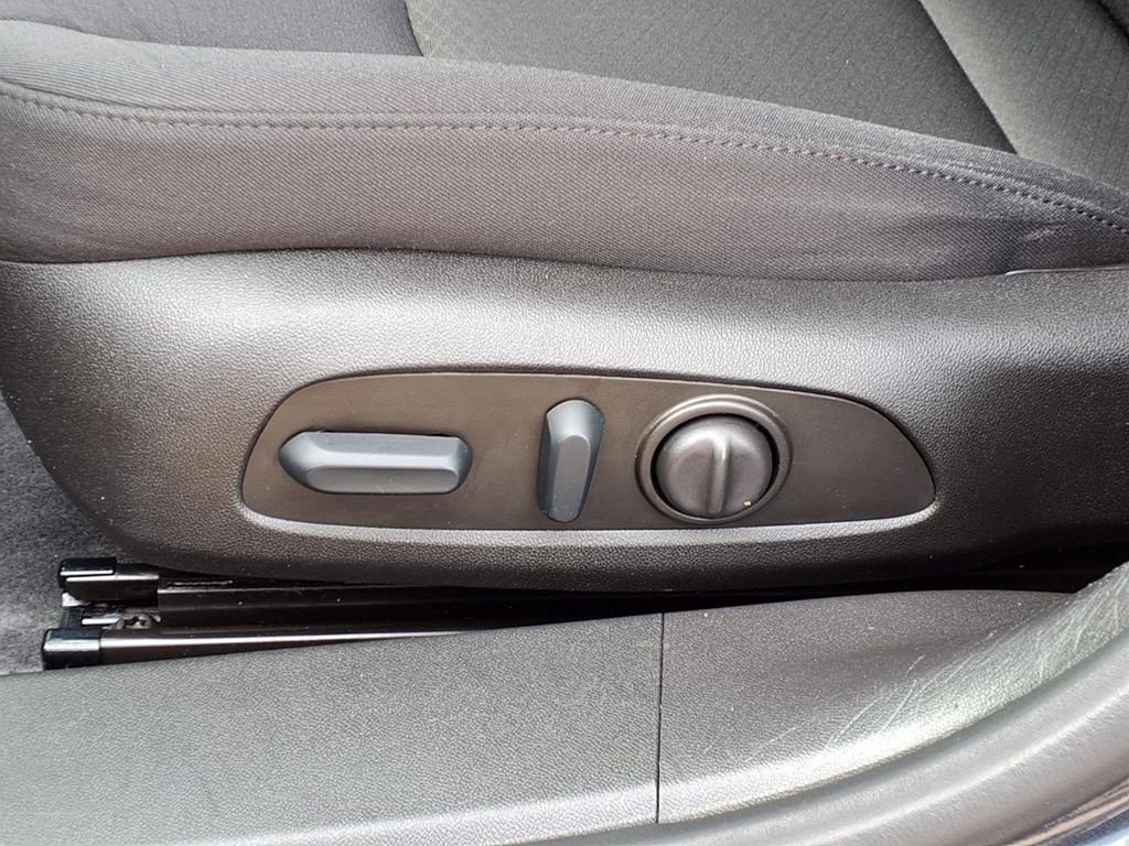 Used 2022 Chevrolet Malibu RS w/ LPO, Floor Liner Package image 20