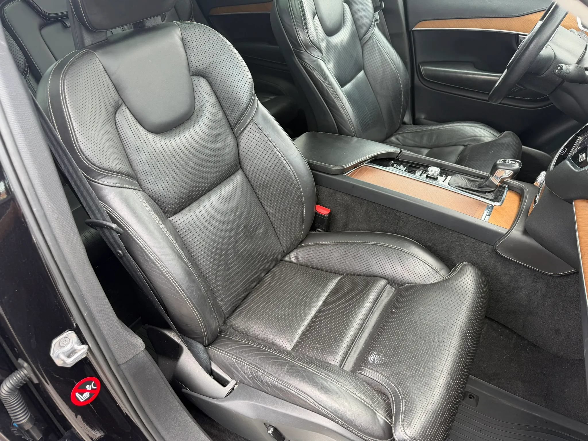 Used 2016 Volvo XC90 T6 Inscription AWD/4WD image 11