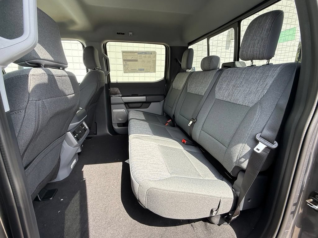 New 2026 Ford F250 XLT w/ XLT Premium Package AWD/4WD image 22