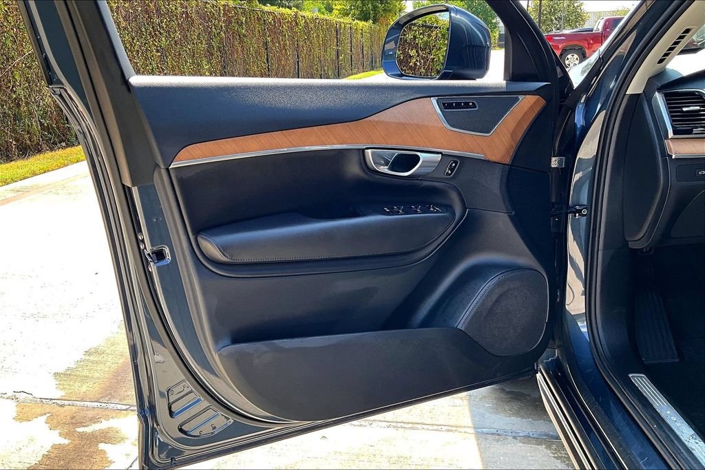 Certified 2024 Volvo XC90 B6 Plus w/ Protection Package Premier AWD/4WD image 24
