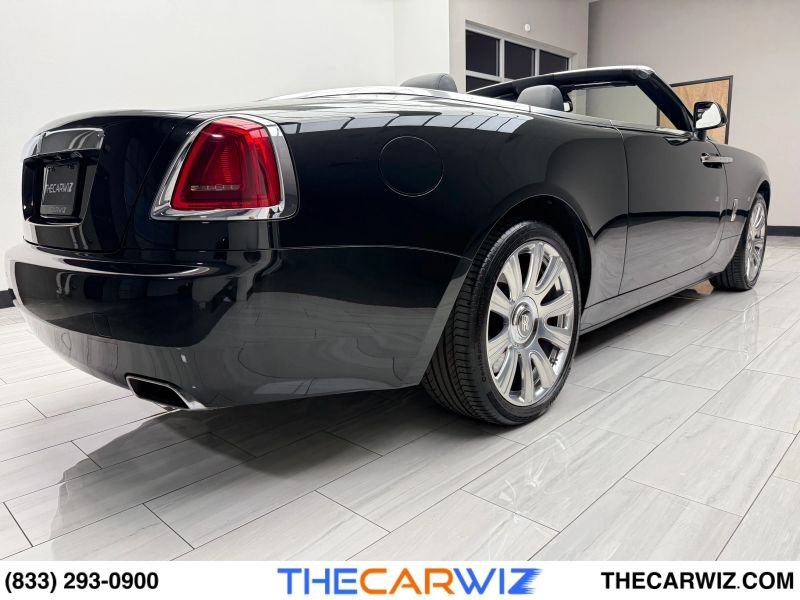 Used 2019 Rolls-Royce Dawn image 22