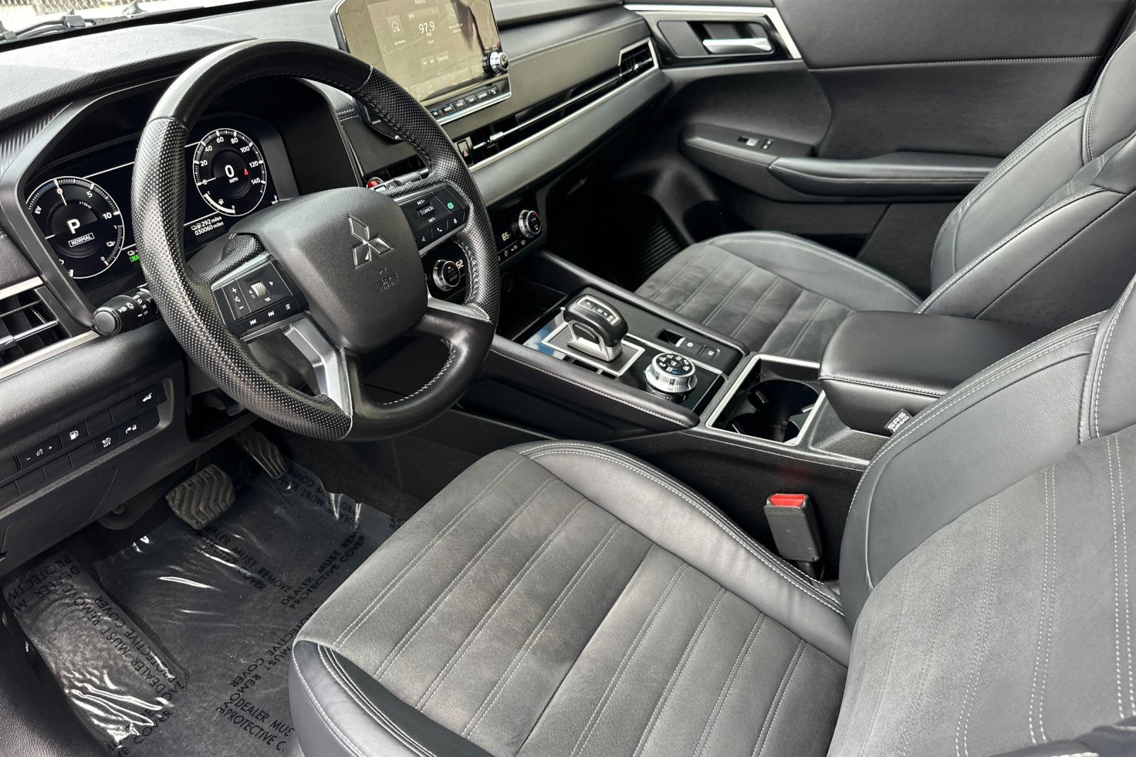 Used 2023 Mitsubishi Outlander Ralliart AWD/4WD image 10