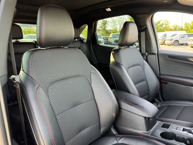 Used 2026 Ford Escape ST-Line w/ Tech Pack #1 image 17
