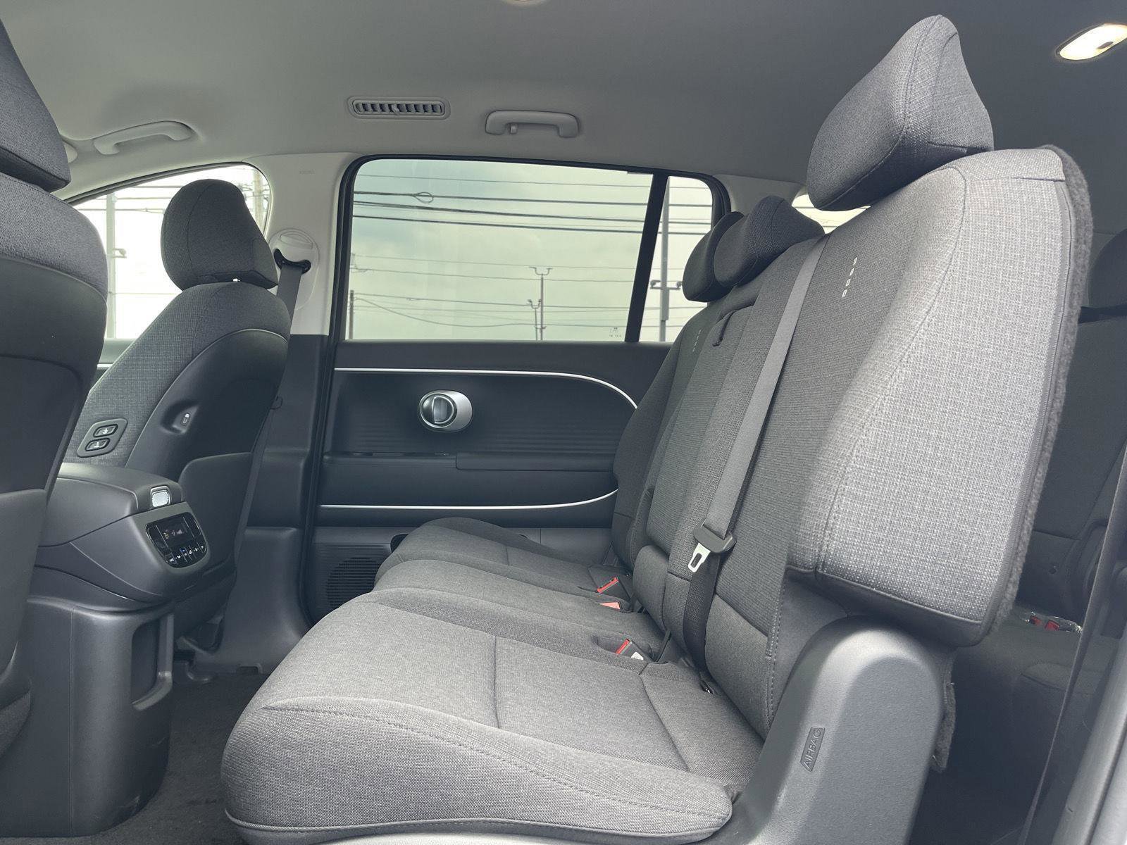 New 2026 Hyundai Ioniq 9 SE image 32