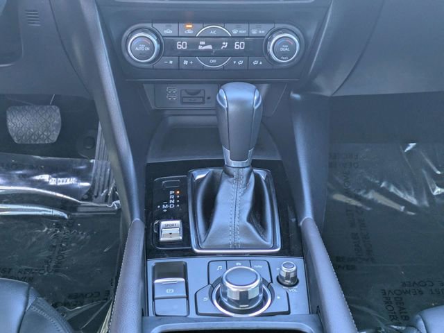 Used 2018 MAZDA MAZDA3 Touring FWD image 15