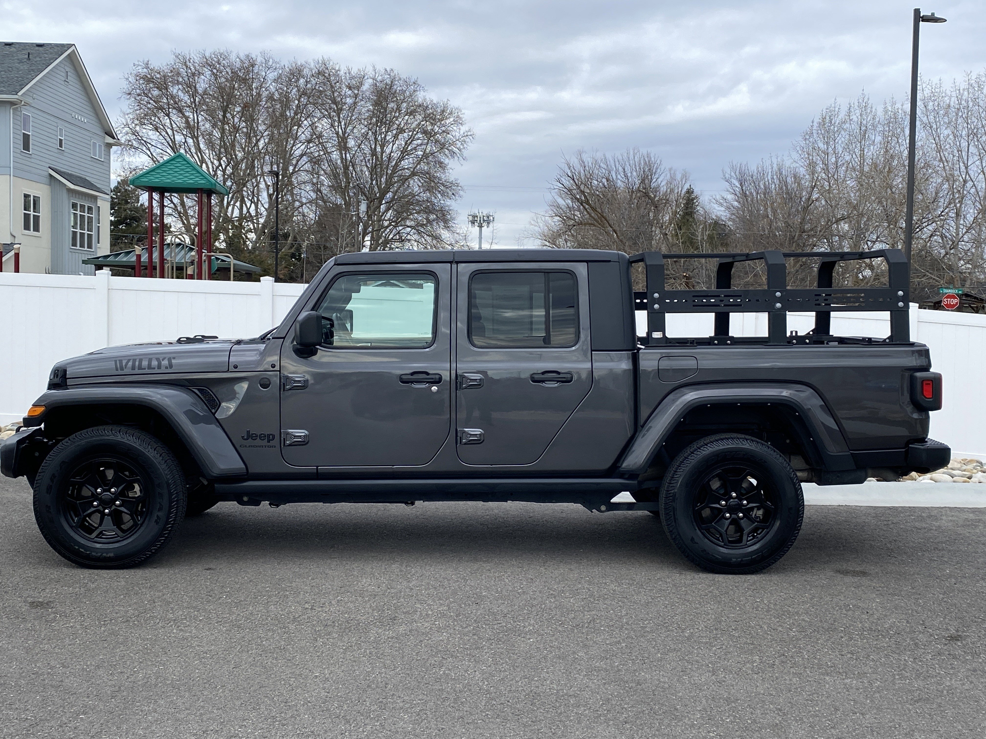 Used 2021 Jeep Gladiator Willys image 3