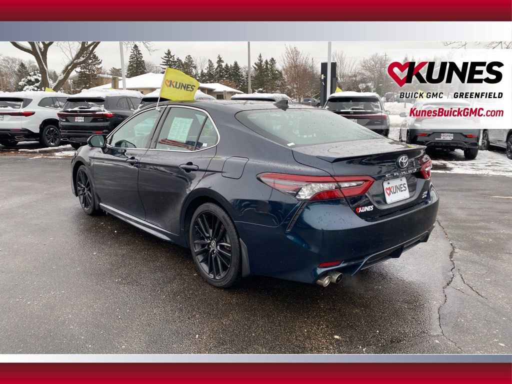 Used 2021 Toyota Camry XSE image 9