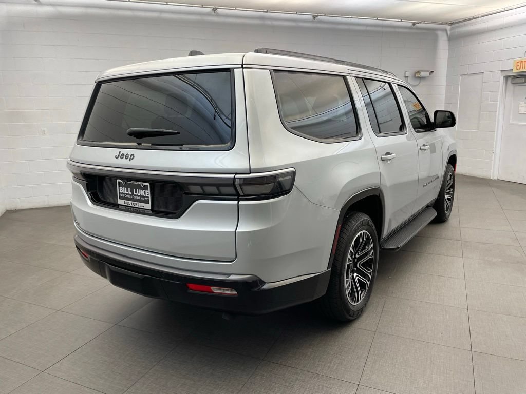 New 2026 Jeep Grand Wagoneer 4WD image 4