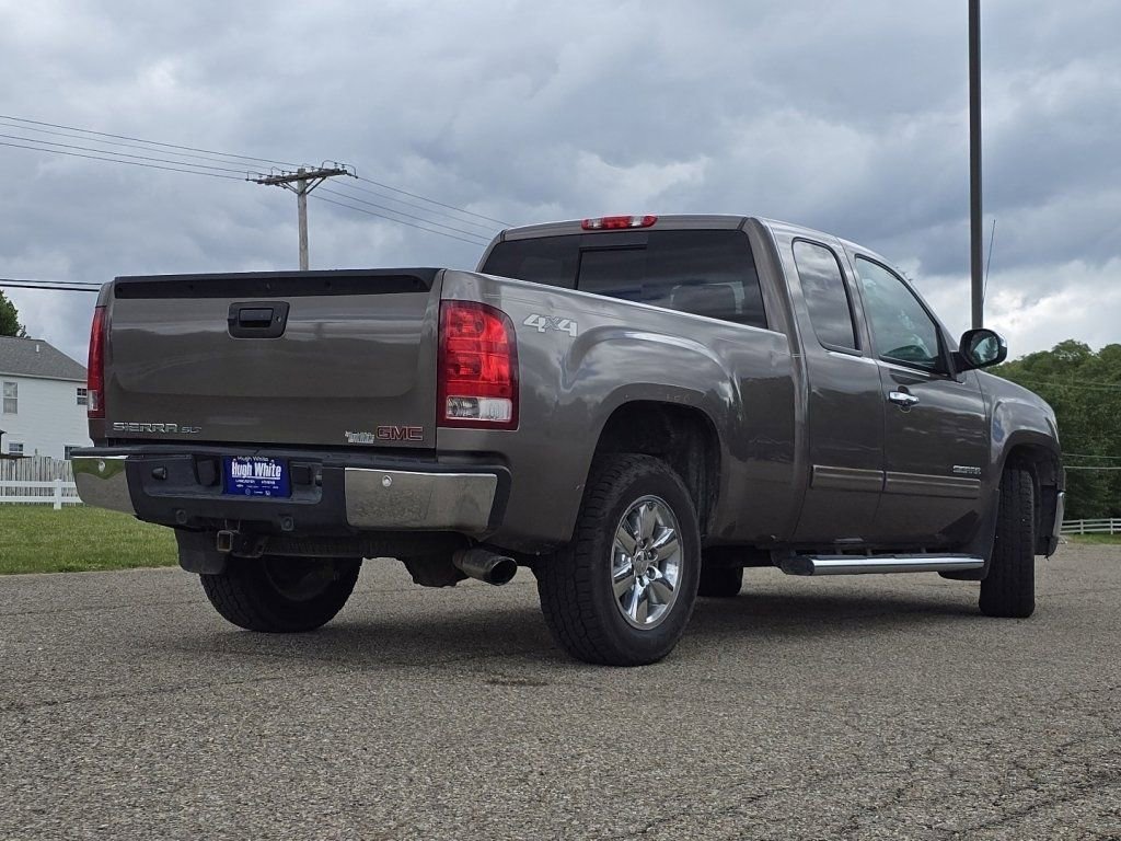 Used 2013 GMC Sierra 1500 SLT w/ Chrome Essentials Package AWD/4WD image 16