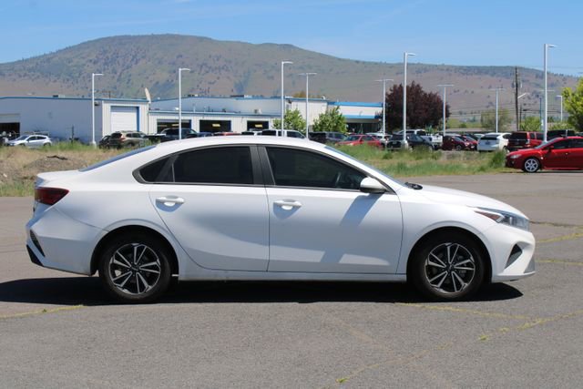 Used 2023 Kia Forte LXS FWD image 7