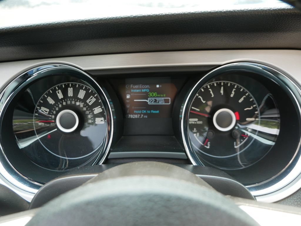 Used 2014 Ford Mustang Premium RWD image 22