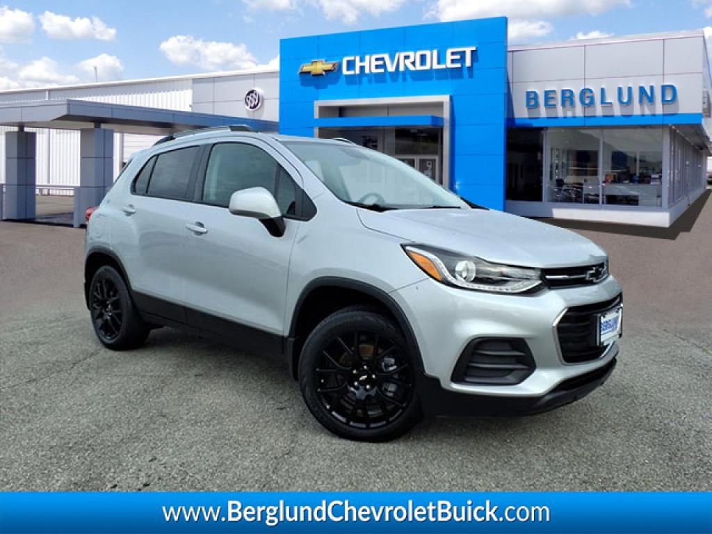 Used 2022 Chevrolet Trax LT w/ Sport Edition image 1