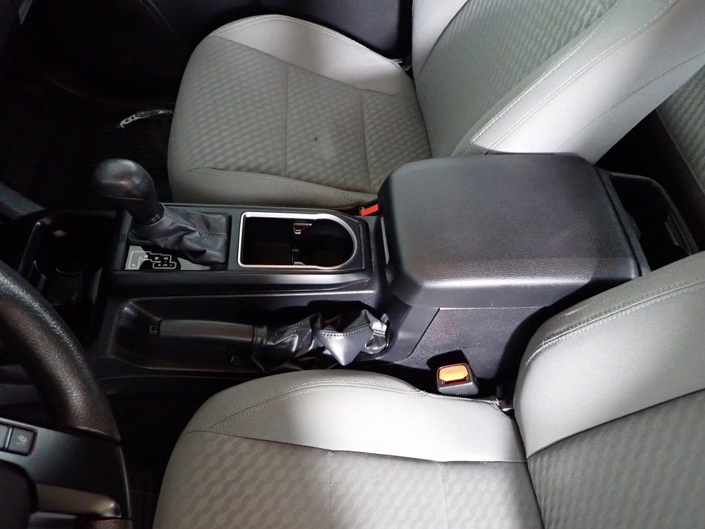 Used 2023 Toyota Tacoma SR image 21