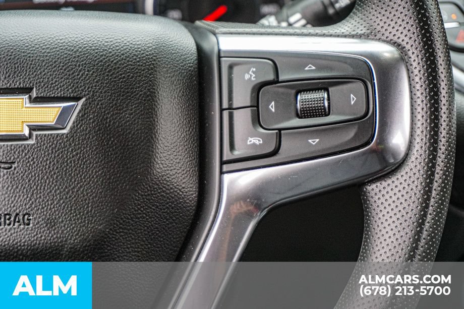 Used 2025 Chevrolet Blazer LT FWD image 30